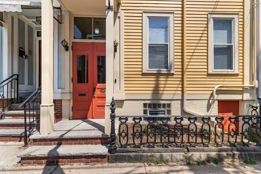 58 G St – photo 1