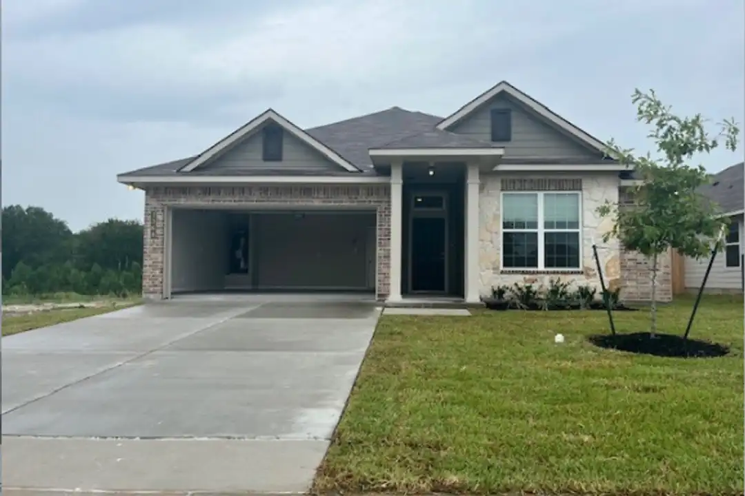 1368 Kingsgate Dr – photo 1