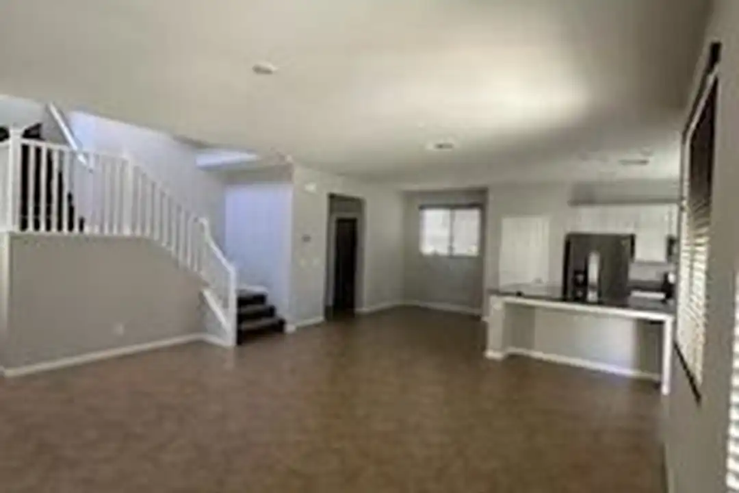 10474 Skye Night Ave - View 3
