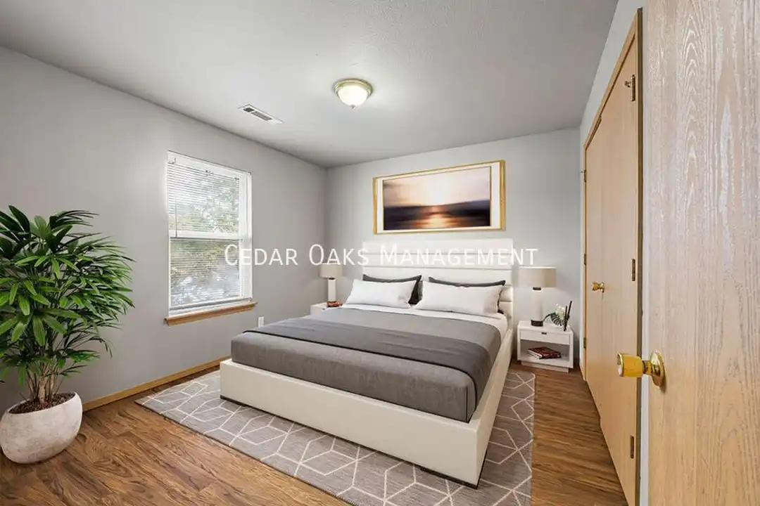 213 Erin Pl - View 3