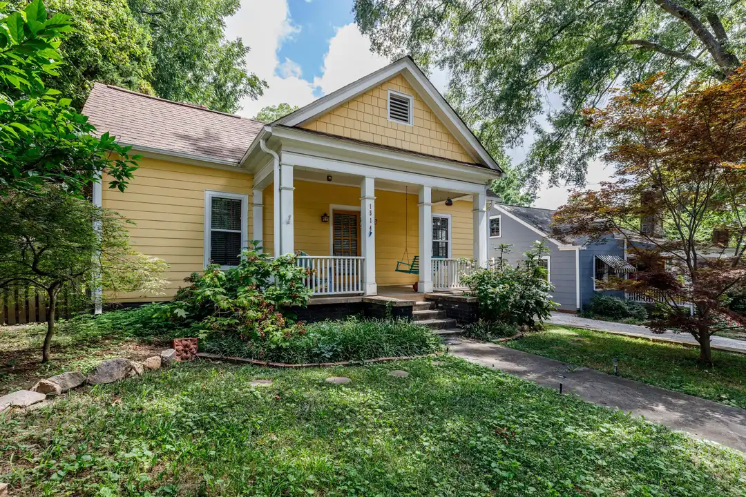 1514 Fairview Rd - View 2