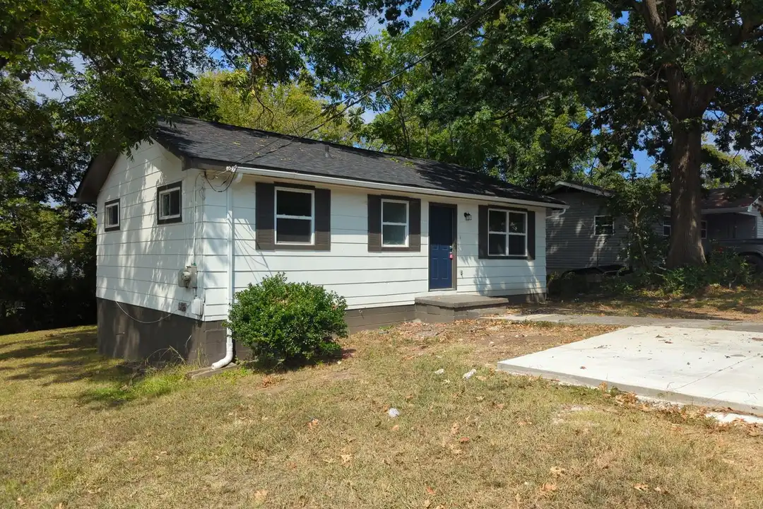 4107 13th Ave – photo 1