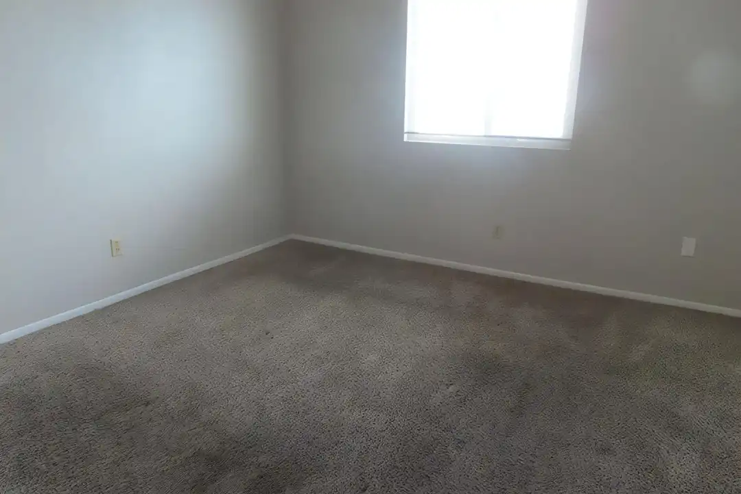 2220 W Dora St unit APT 203 - More