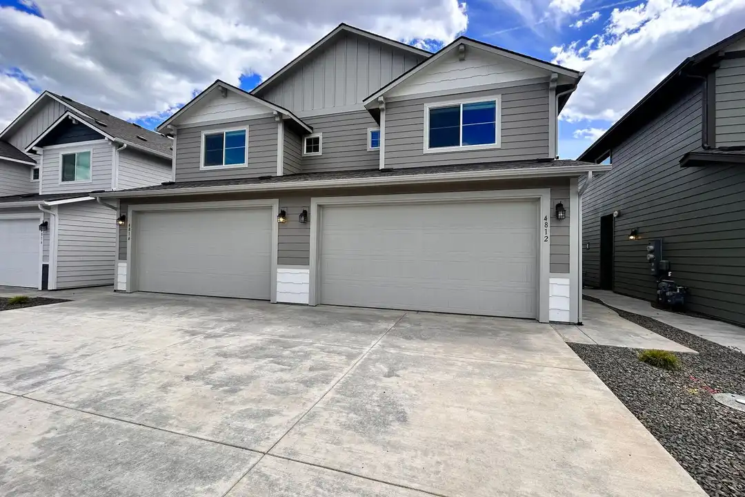 4706 E Fairview Ave unit 4706 – photo 1