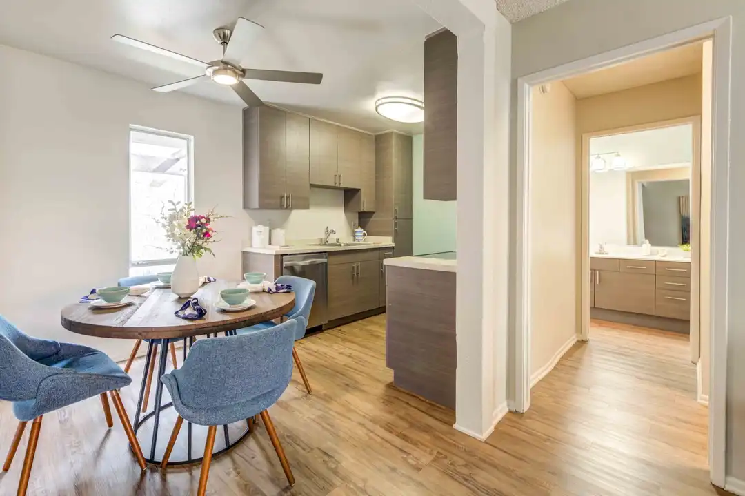 1151 Walnut Ave unit 103 - View 3
