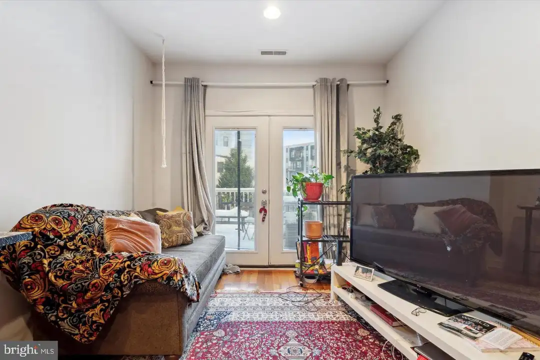 931 N 19th St unit 2 – pohled 2