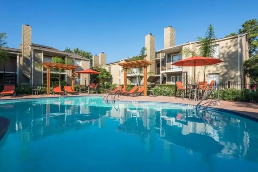 Apartment in Houston - View 4