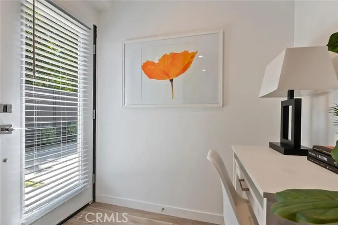 13538 Vanowen St unit 5 - View 6