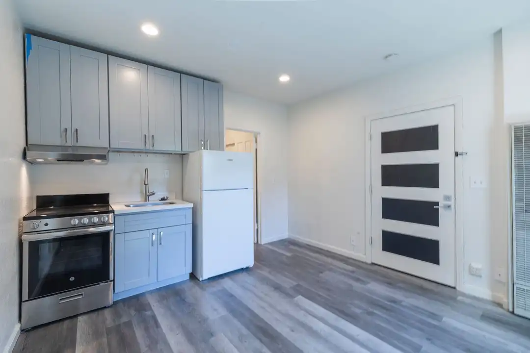147 W Richmond Ave. unit 306 - More