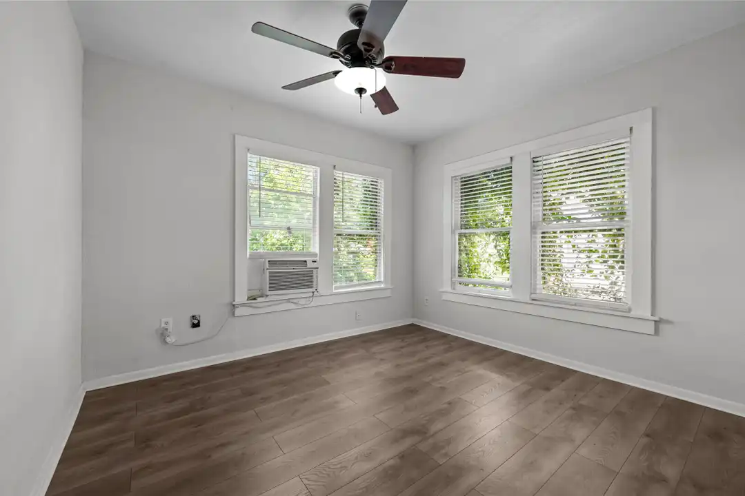 Apartment in Houston, Montrose - View 3