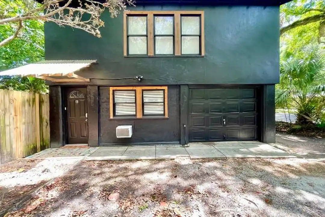 6601 1/2 N Navin Ave – photo 1