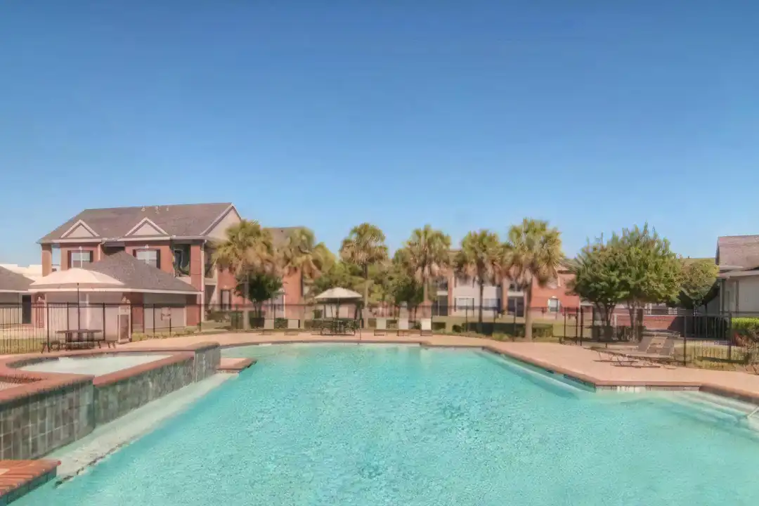 16197 Imperial Valley Dr unit # 129 – photo 1