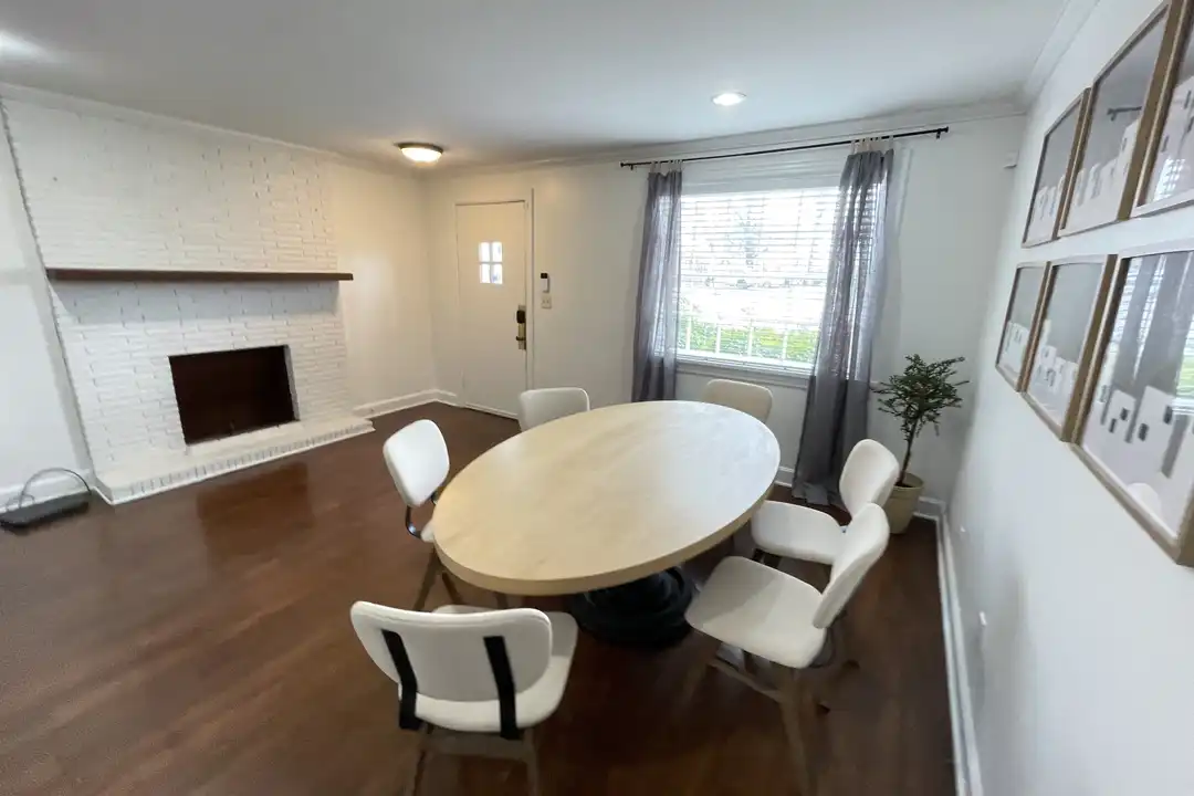 2613 Westwood Dr - View 6