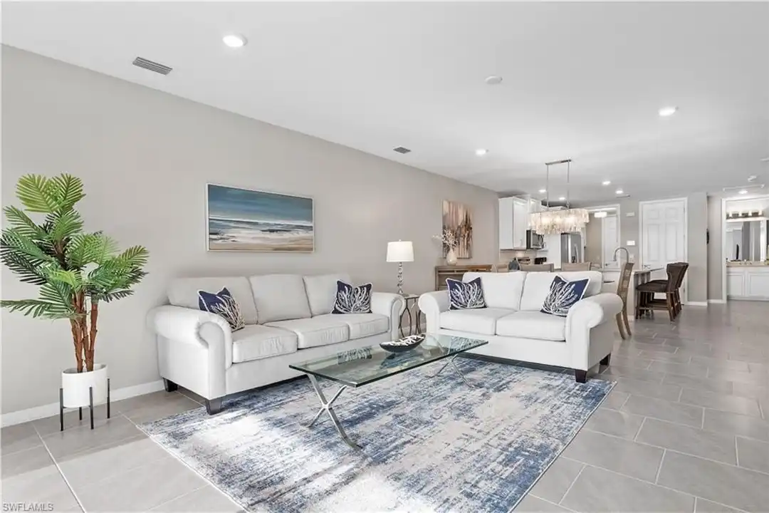 14558 Edgewater Cir - View 4