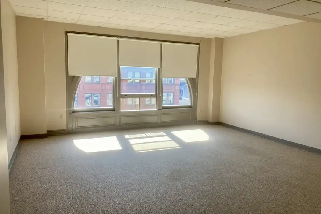 326 Biden St – photo 1