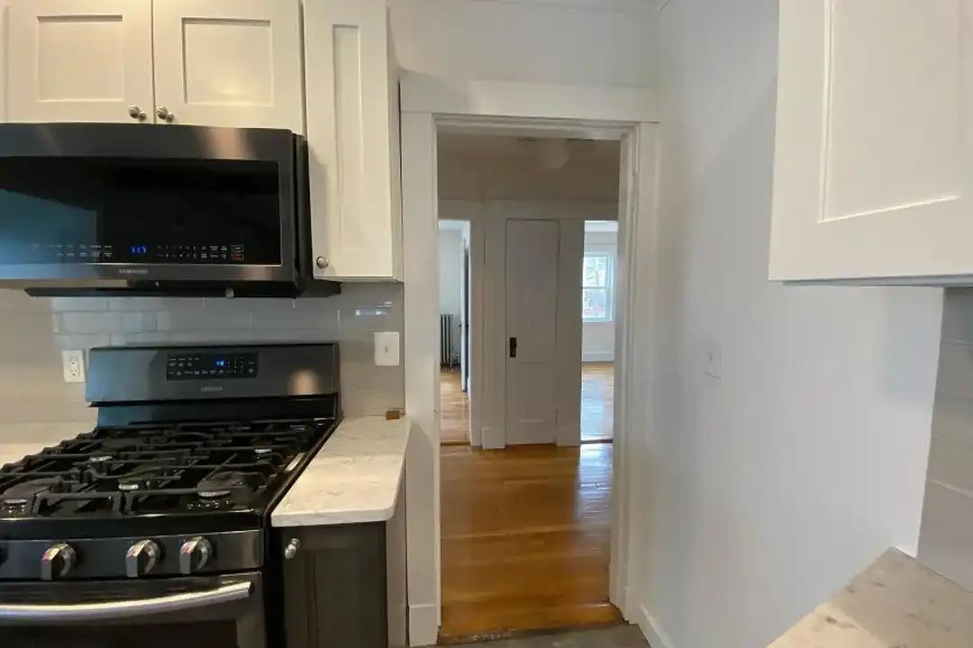House in Boston - More