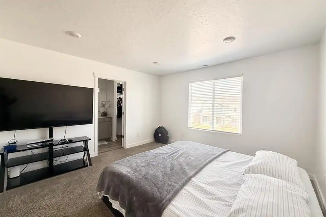 38 N Northshore Dr unit 38 NNORTH - More