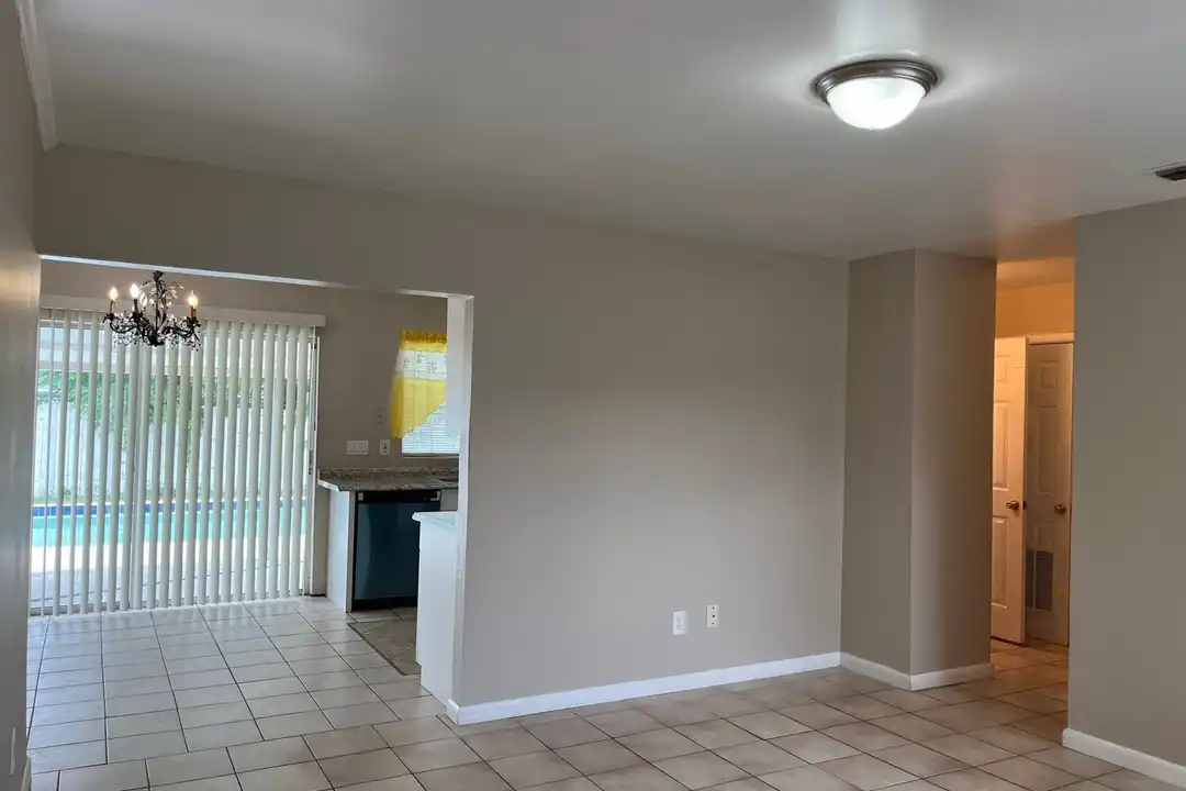 6119 Melbourne Ave. - View 4