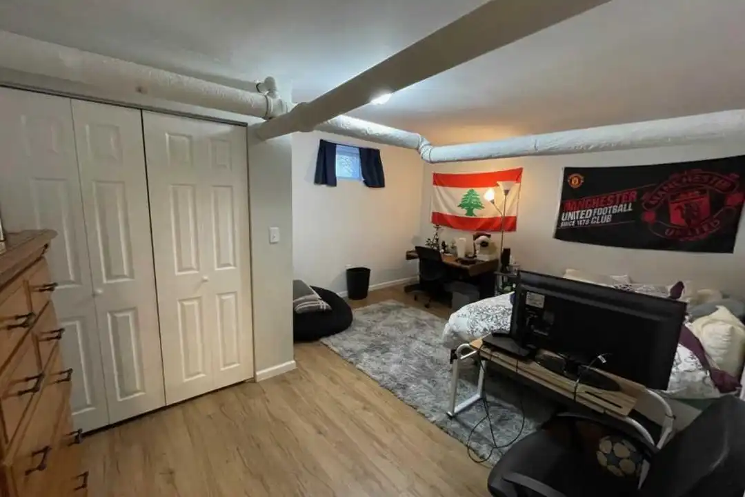 6 Farrington Ave – pohled 4
