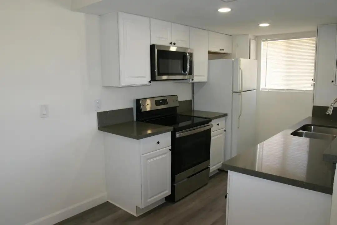 860 E Brown Rd #7 - View 3