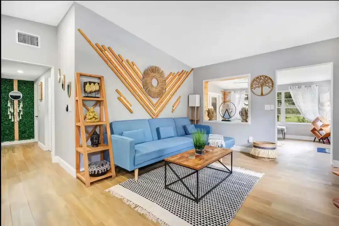 3037 Condel Dr – pohled 2