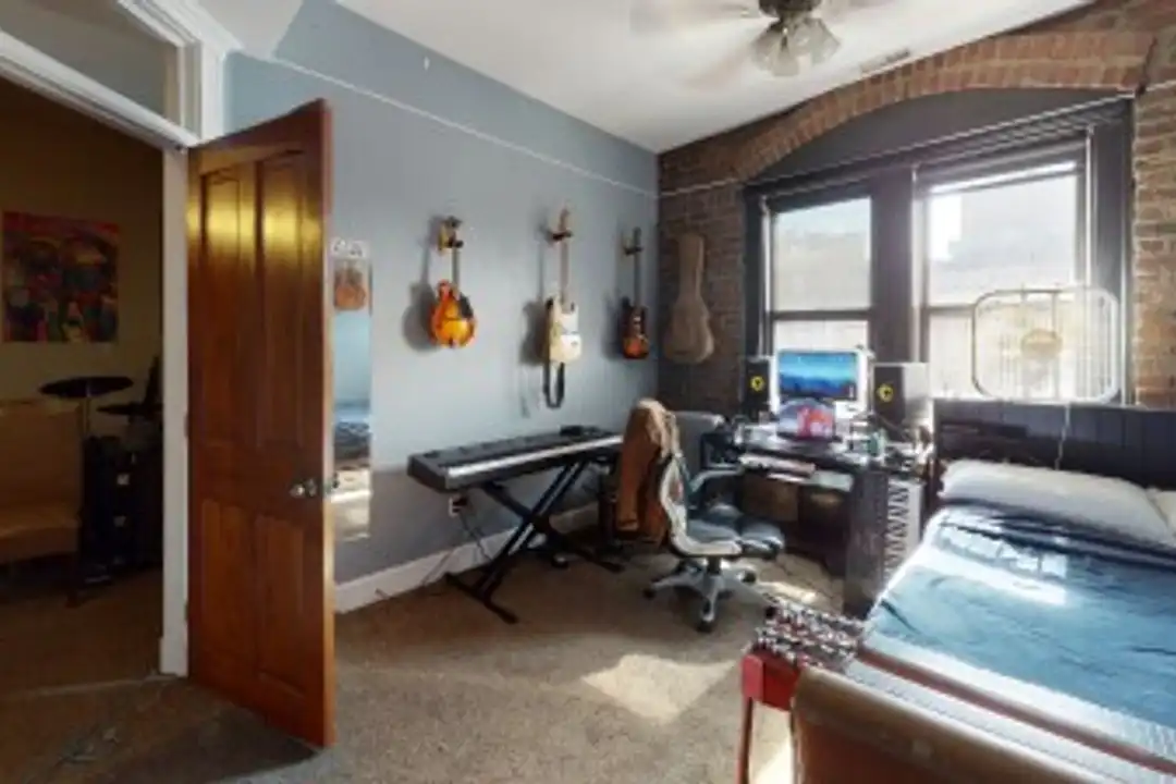 1109 Boylston St - View 6
