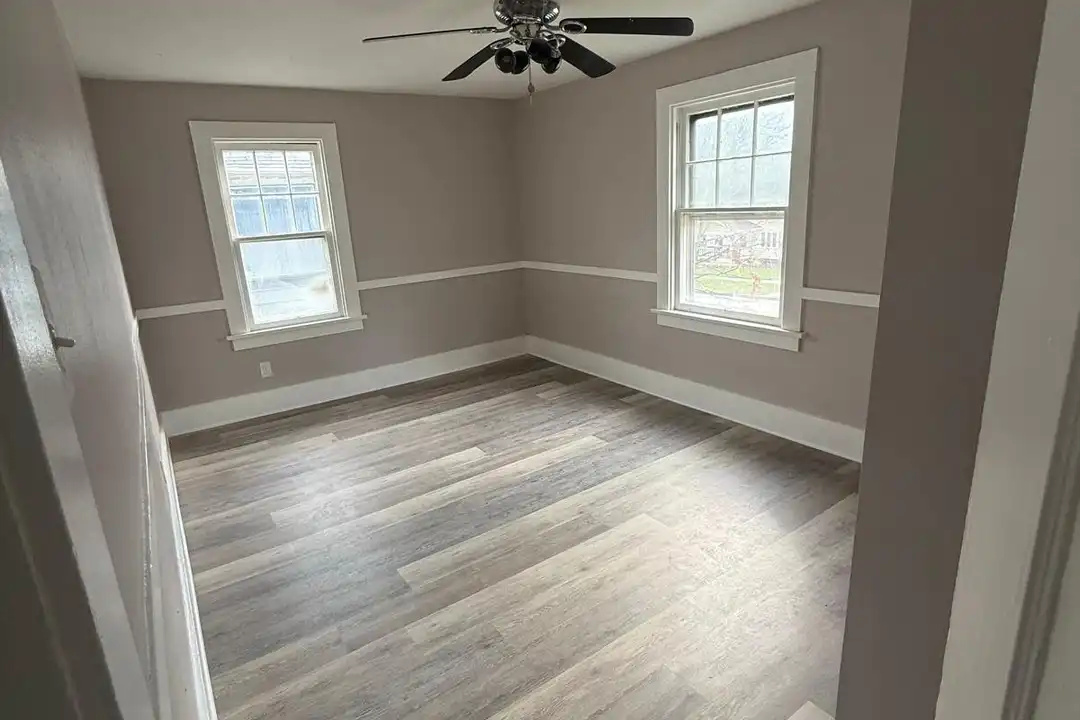 2008 N Anthony Blvd - View 3