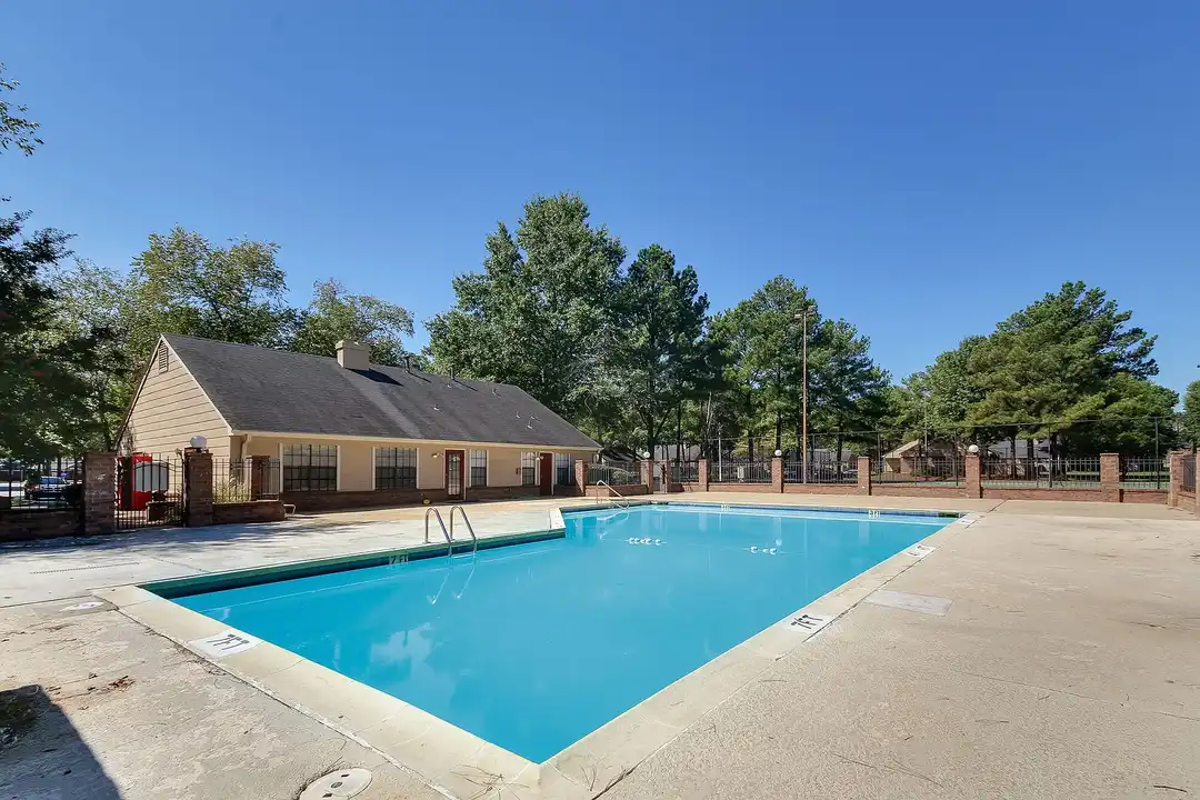 Countryside North Apartments - View 5