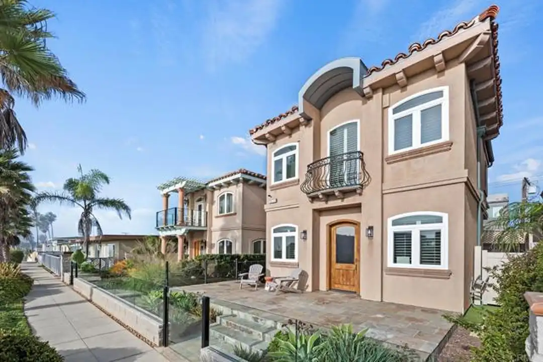 1632 S Pacific St unit B - View 3