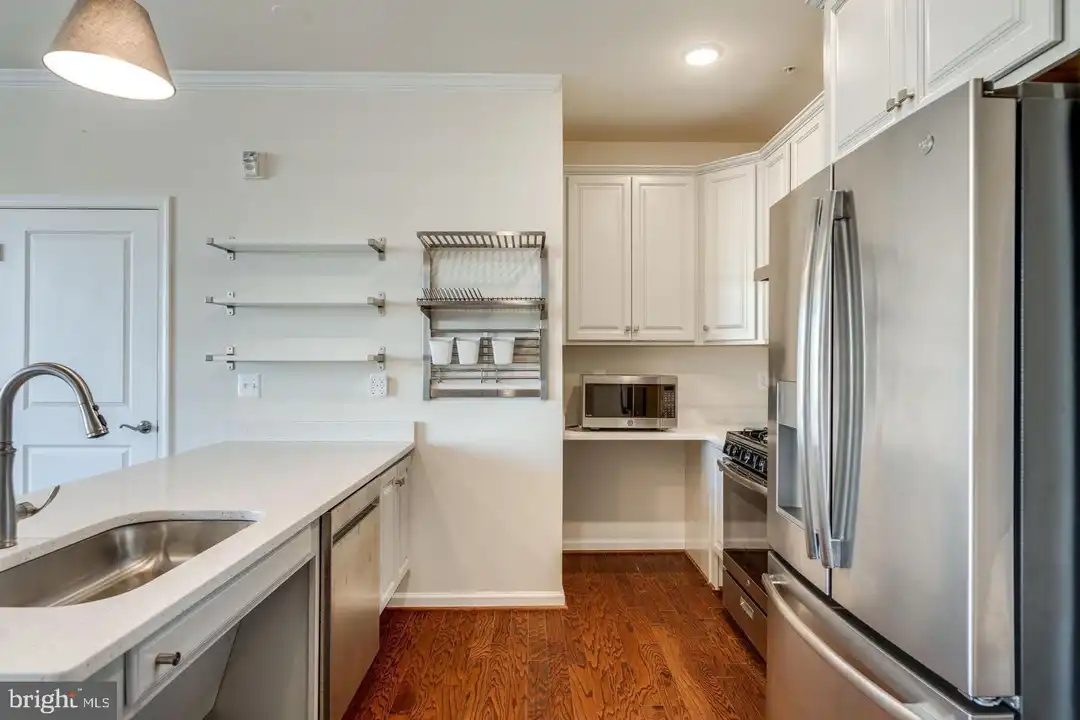 1004 Ribbon Limestone Terrace SE - More