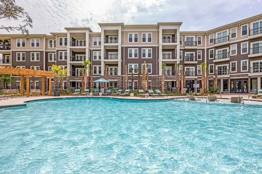 The Heyward Apartments – photo 1