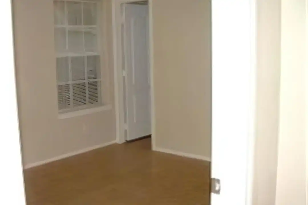 300 E 3rd St – photo 1 of 6