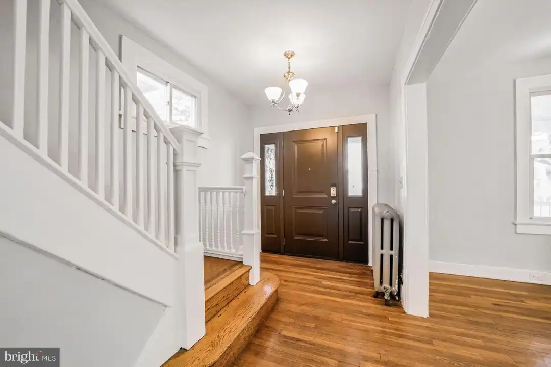 3216 22nd St NE - View 2