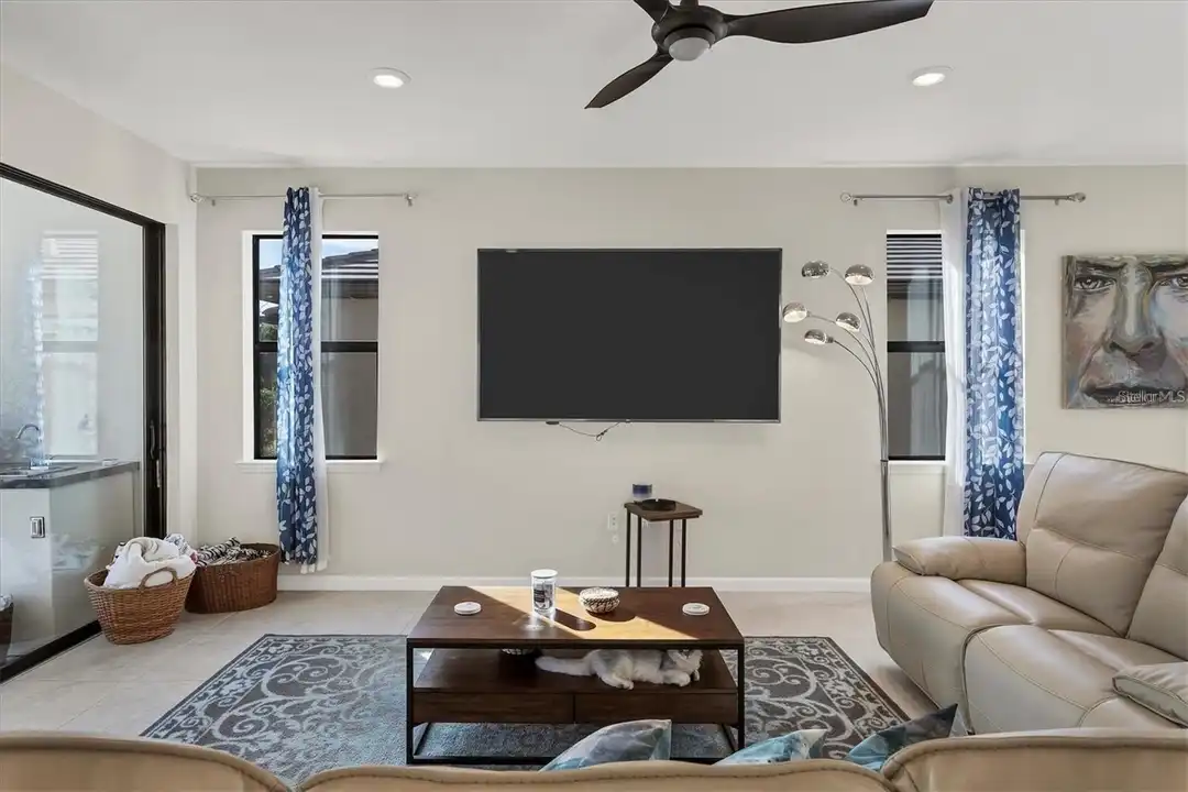 House in Sarasota - More