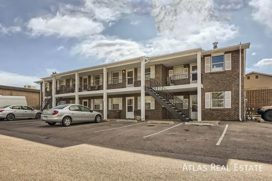 901 S Taft Hill Rd - View 3