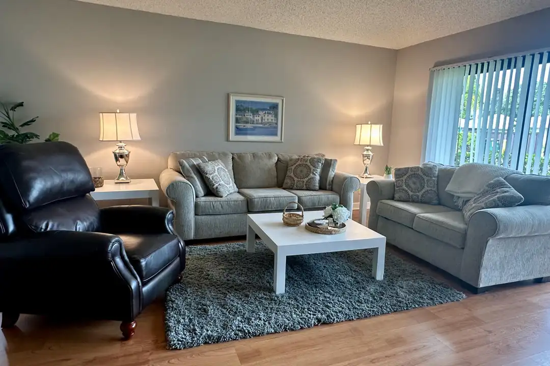 305 Club Dr - View 2