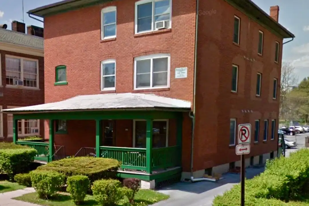 123 W Nittany Ave – photo 1 of 6