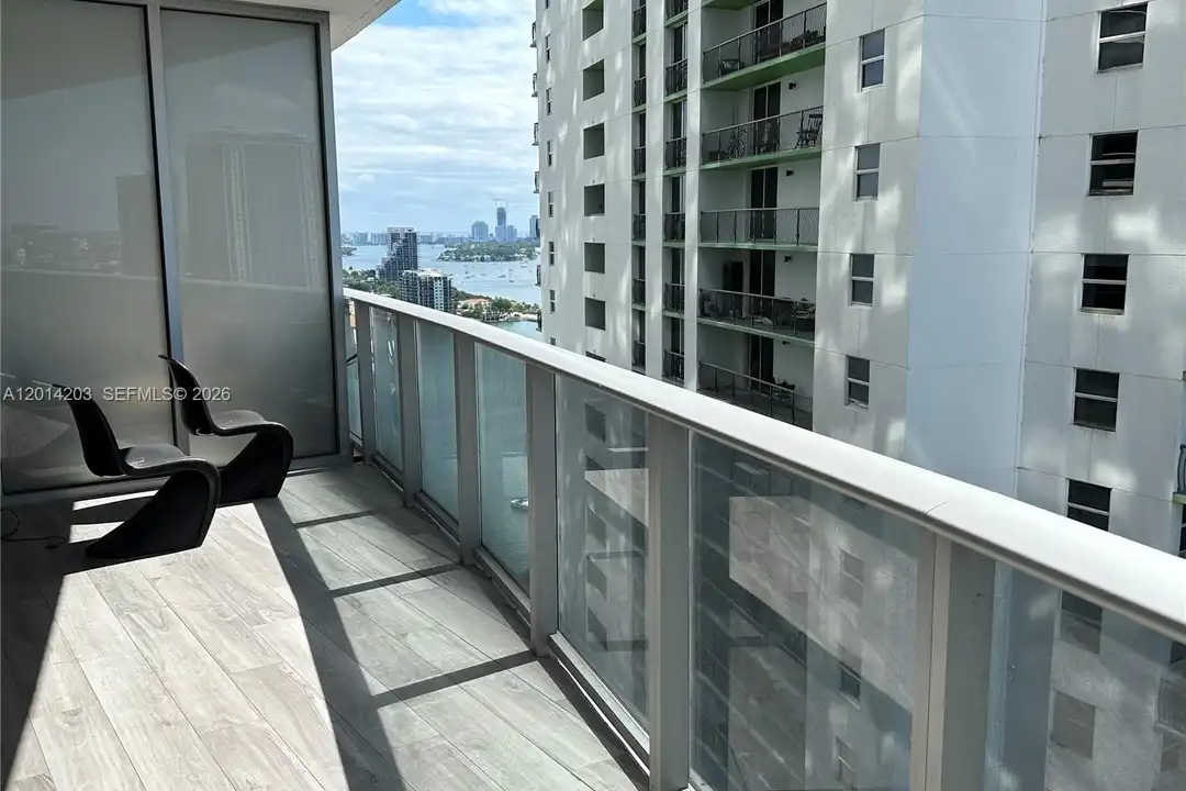 488 NE 18th St #2502 - View 5