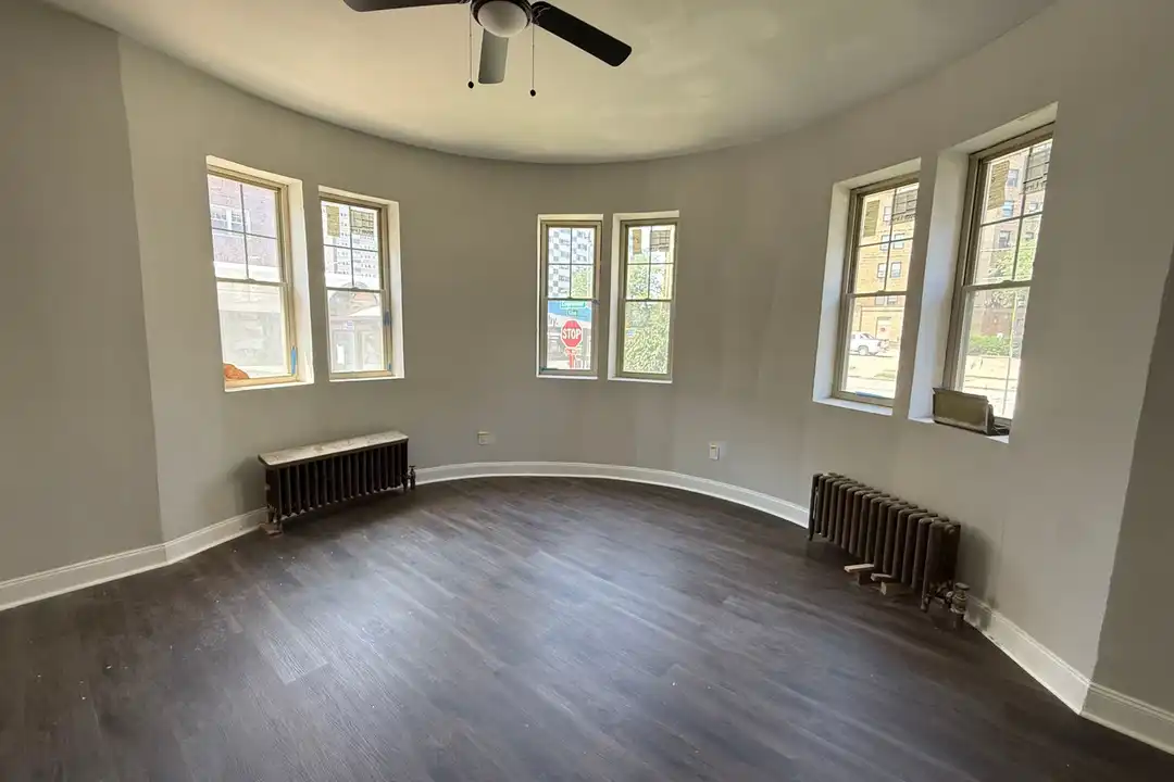 12065 Edgewater Dr unit 3 – photo 1