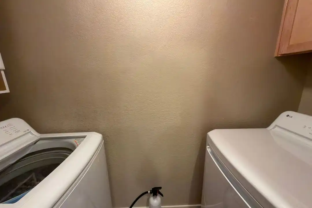 Apartment in Seattle - More