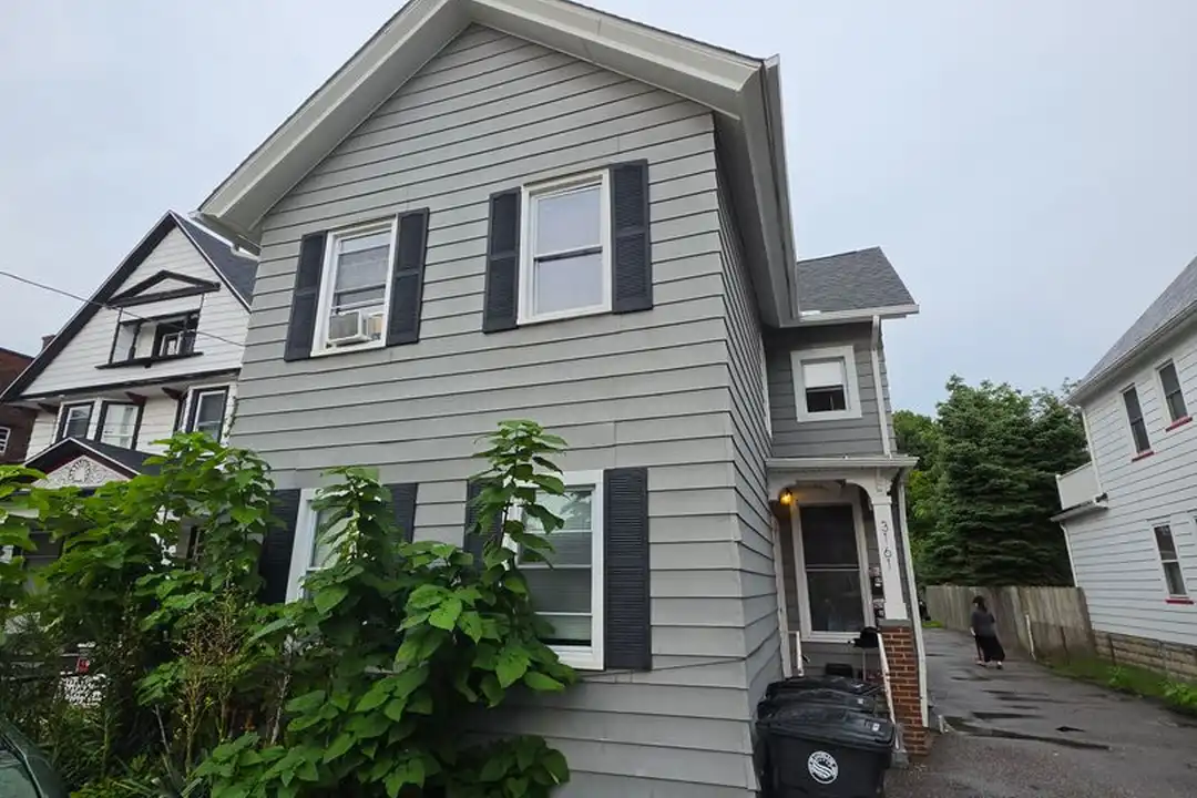 3159 Scranton Rd unit 3161, Down Front – photo 1