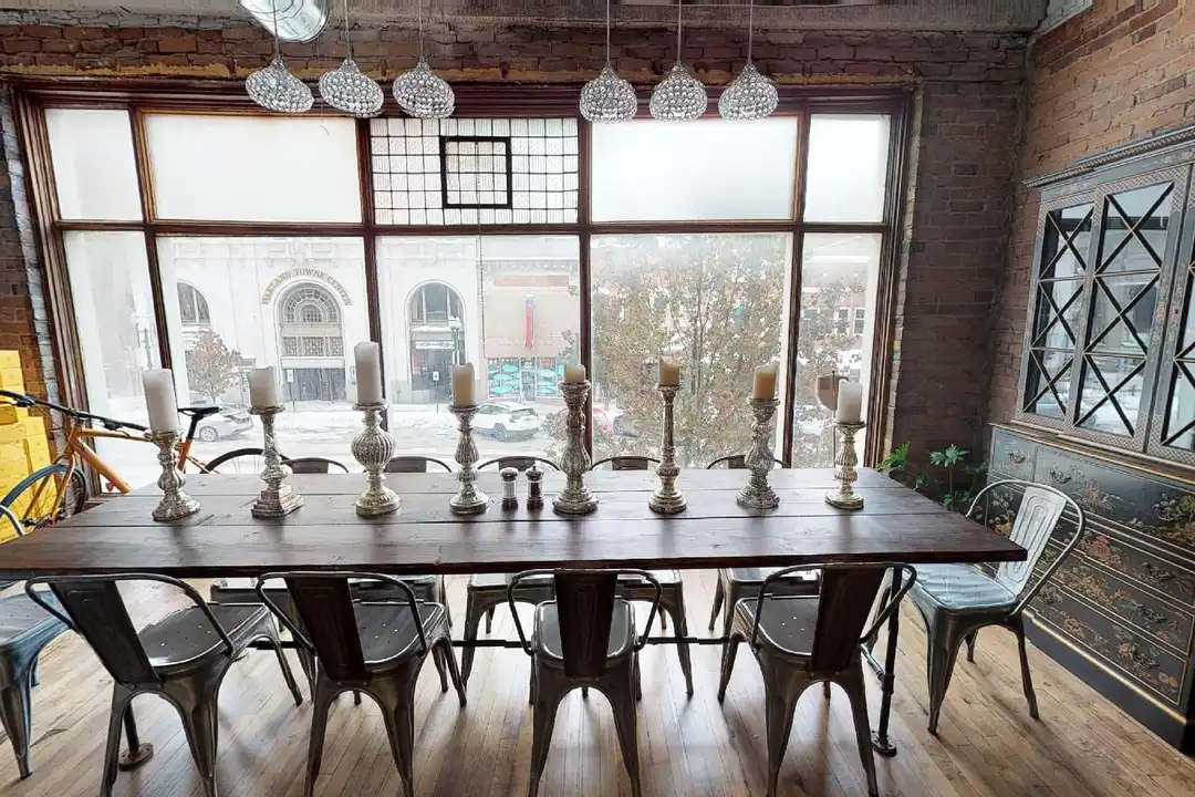 21 N Saginaw St – photo 1