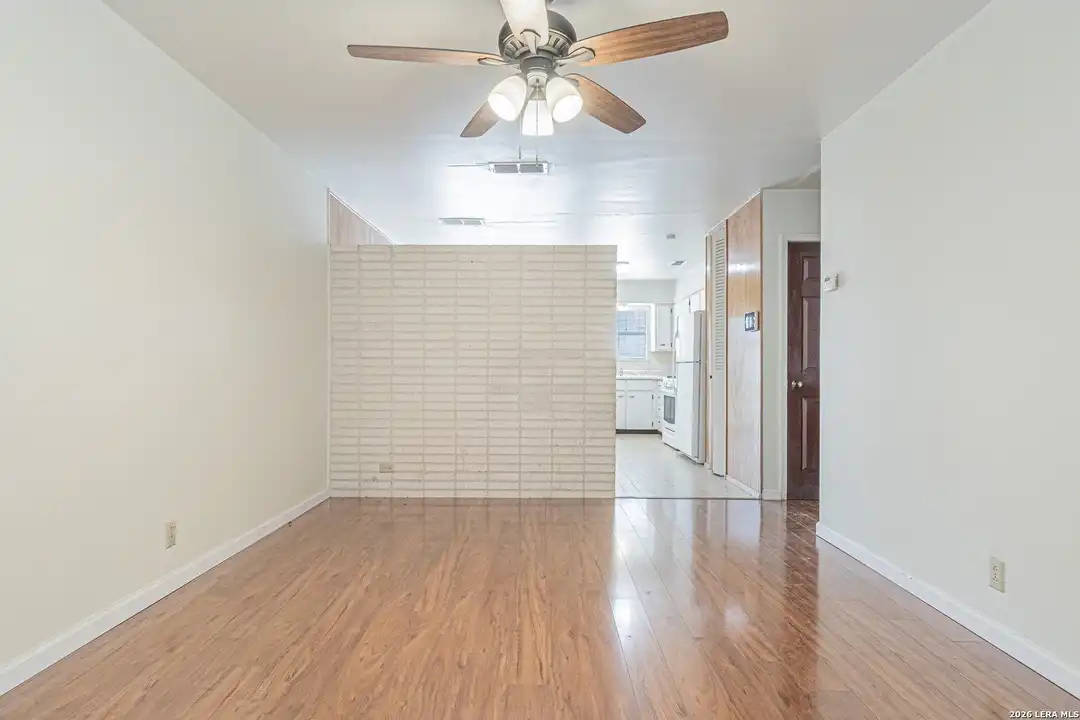 1926 Rawhide Ln - View 4