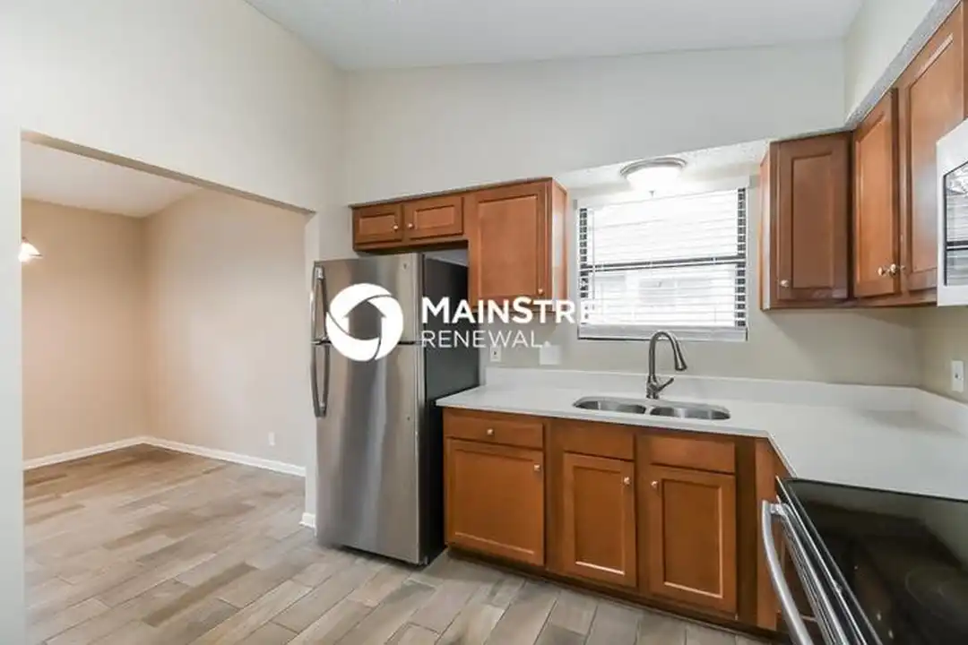 10838 Naples Ct S – další