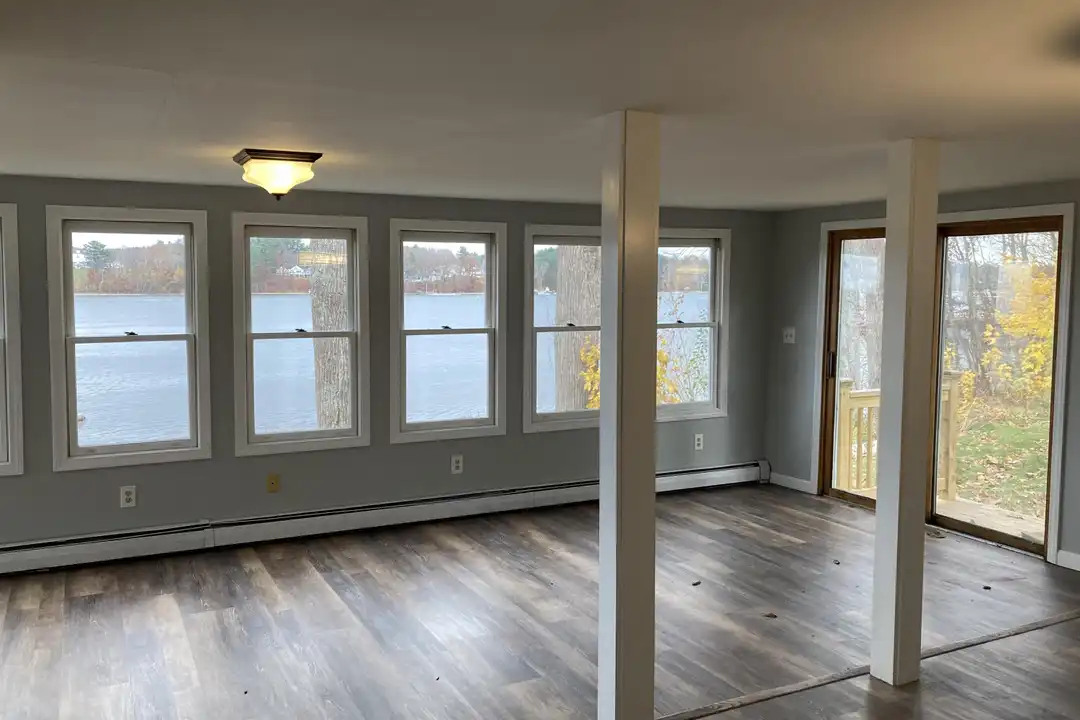 House in Newington - View 4