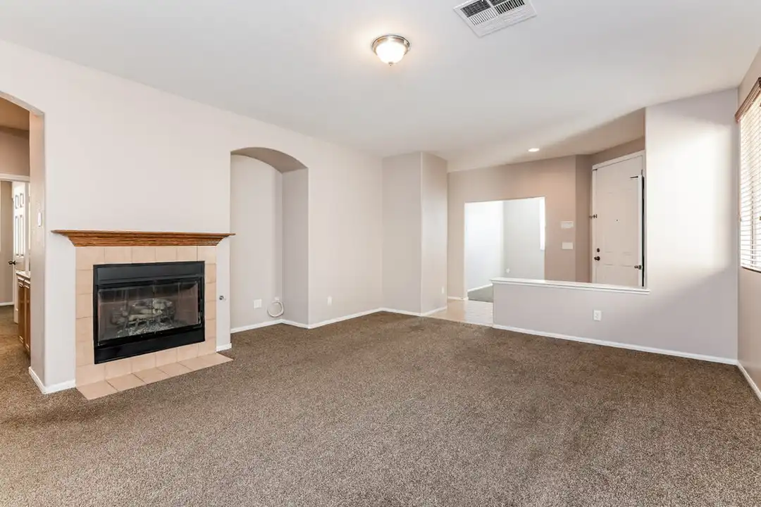 4344 Desert Home Ave - View 4