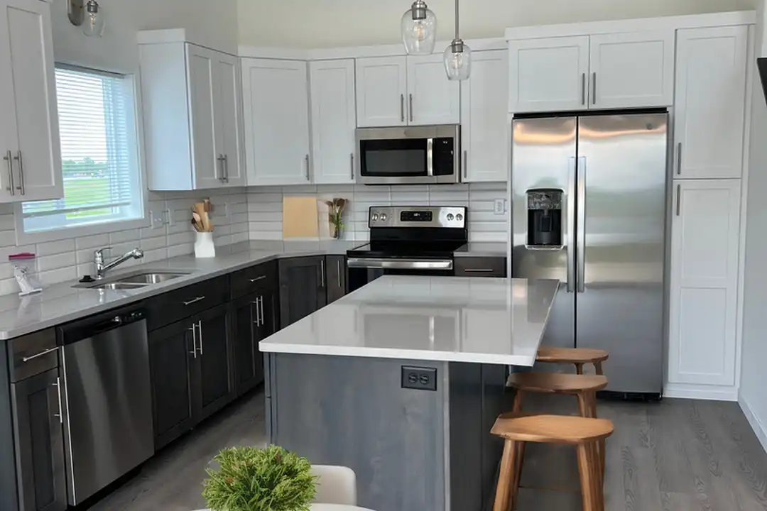 915 46th Ave S – photo 1