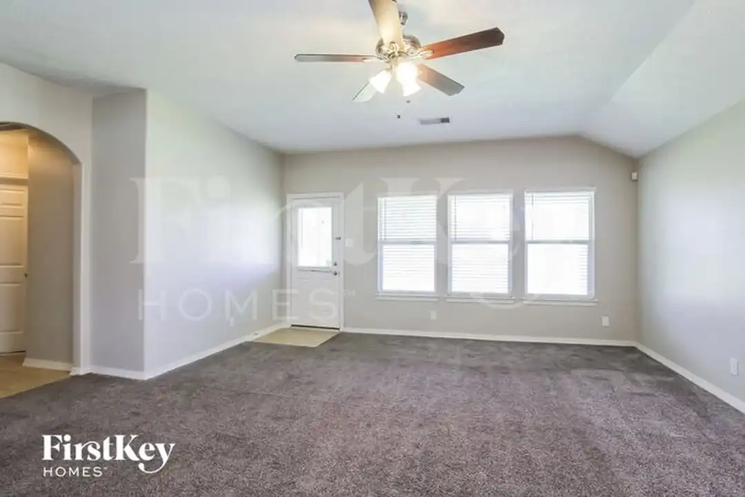 House in Missouri City - View 2