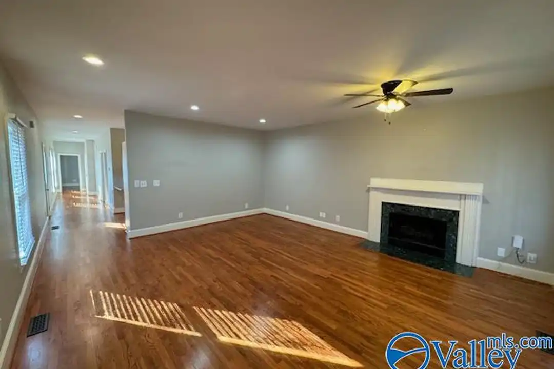 2510 Whitesburg Dr - View 6