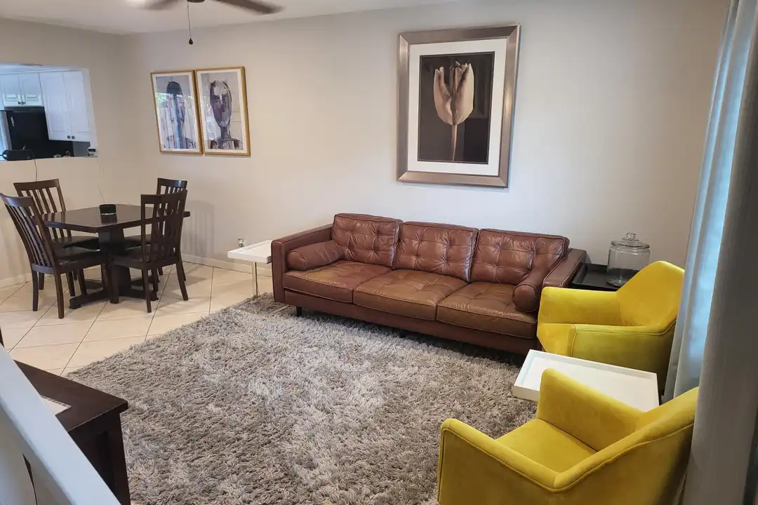 32 NE 20th Ct unit 4b - View 3